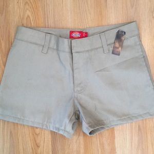 Dickies Shorts ~ NWT